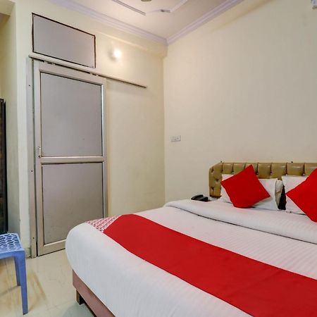Hotel O Moon Palace Near Sahara Ganj Mall Лакхнау Екстер'єр фото