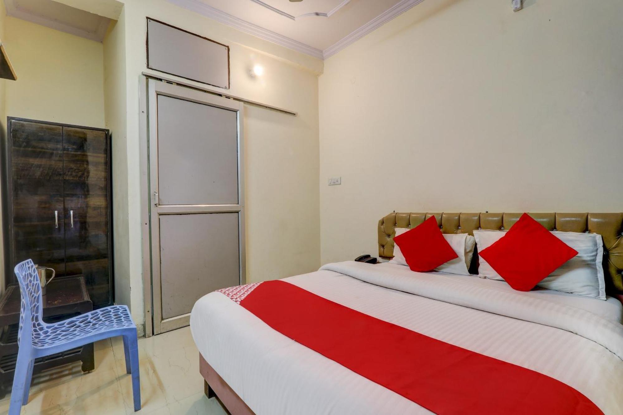 Hotel O Moon Palace Near Sahara Ganj Mall Лакхнау Екстер'єр фото