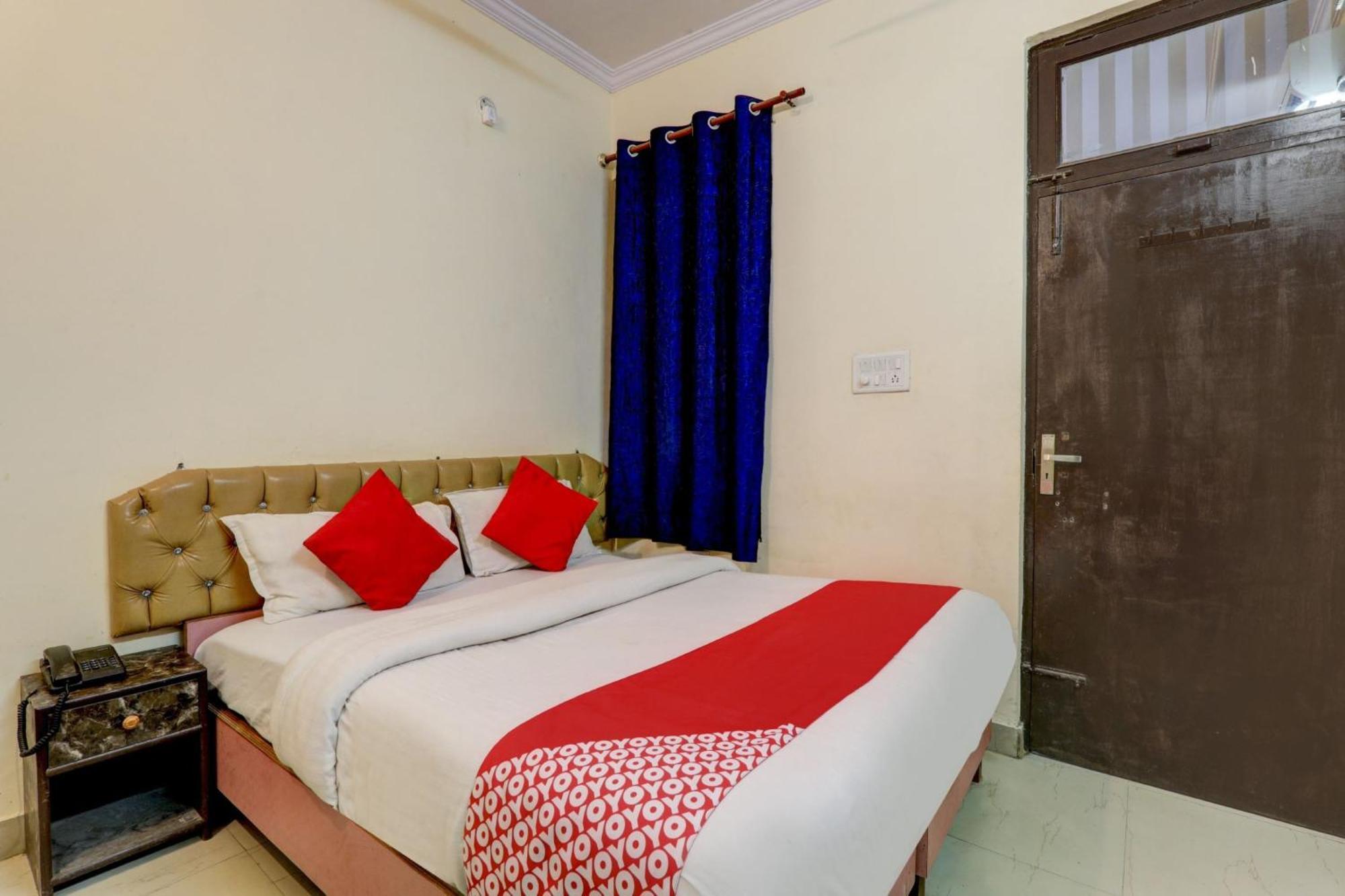 Hotel O Moon Palace Near Sahara Ganj Mall Лакхнау Екстер'єр фото