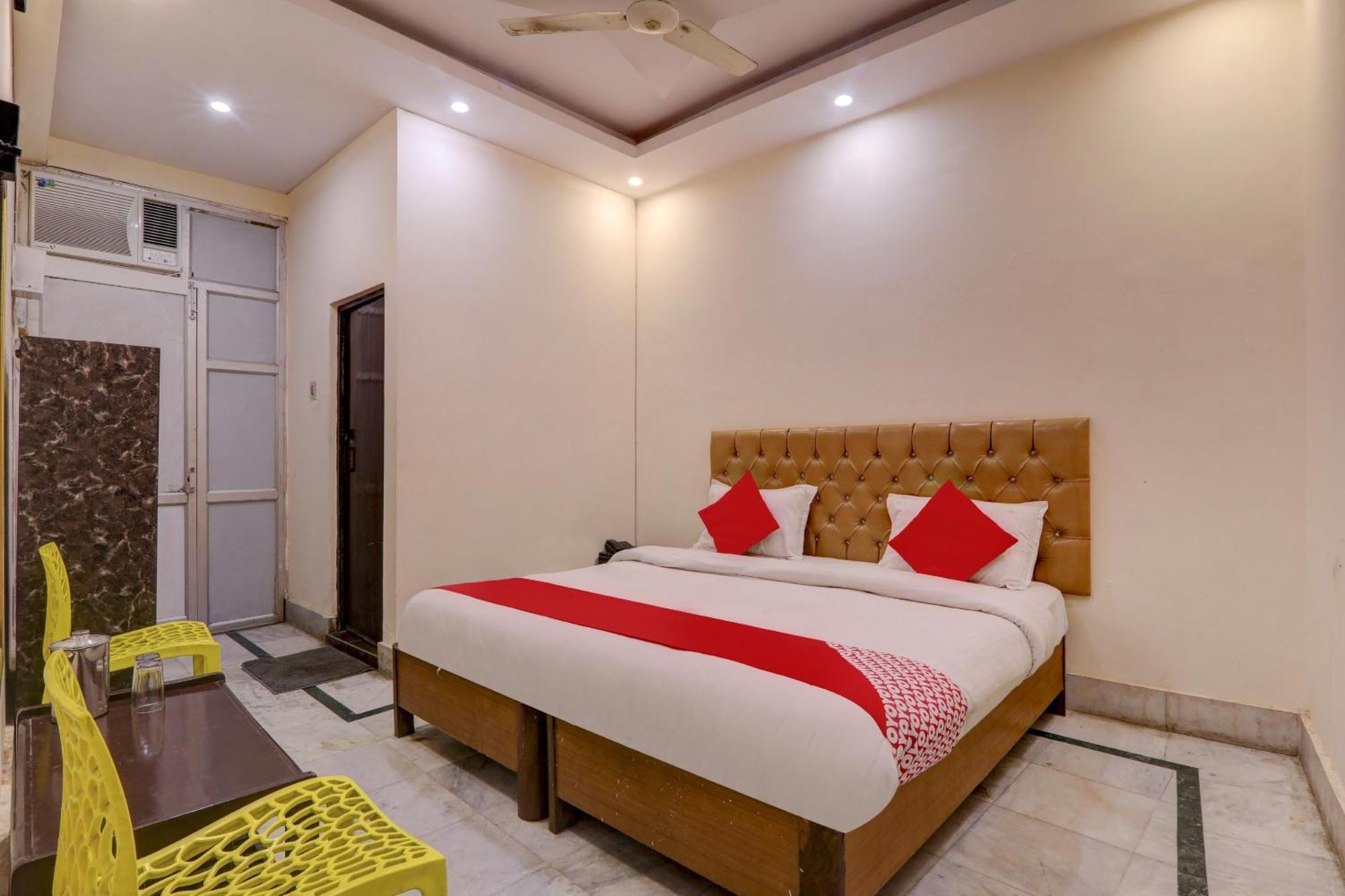 Hotel O Moon Palace Near Sahara Ganj Mall Лакхнау Екстер'єр фото