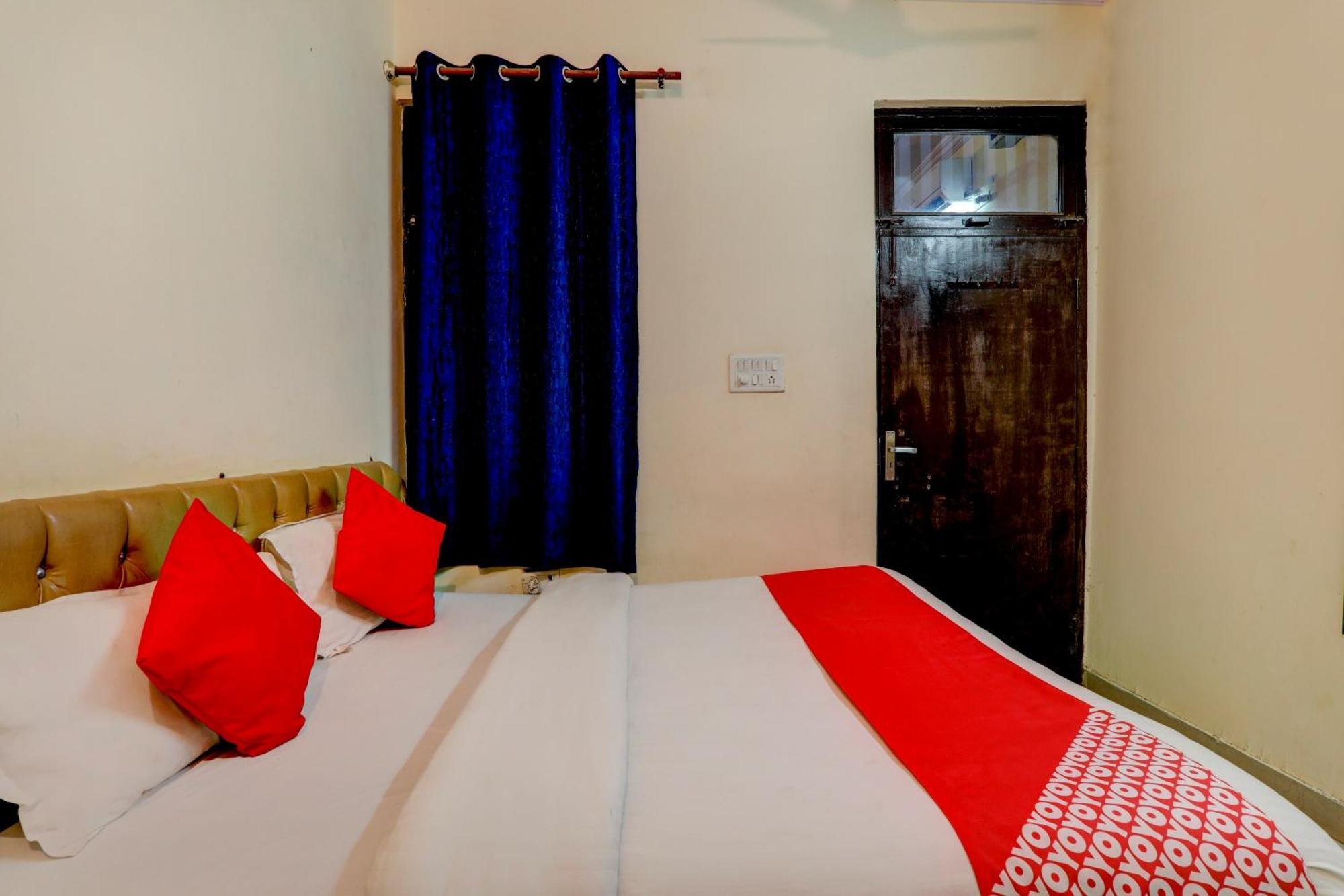 Hotel O Moon Palace Near Sahara Ganj Mall Лакхнау Екстер'єр фото